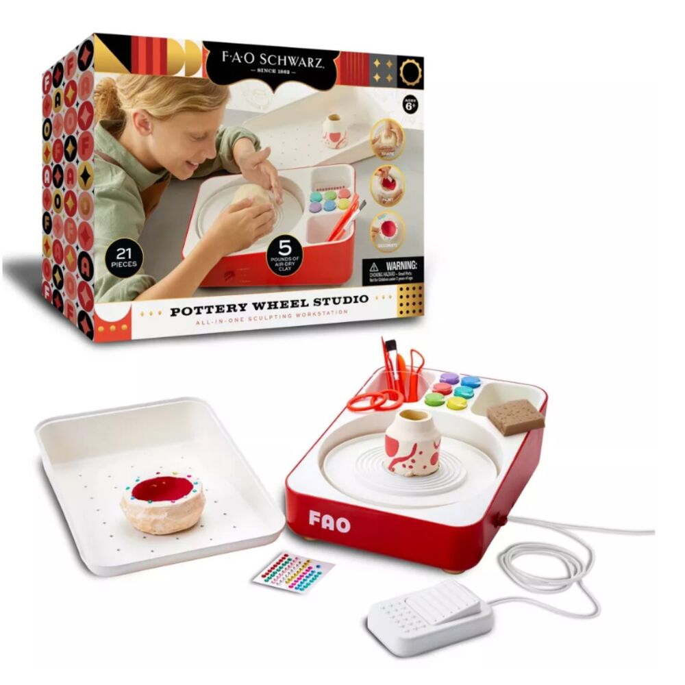 NEW - FAO Schwarz Pottery Wheel 21 Piece Kids Sculpting Kit 5 Lbs Clay Ages 6+
